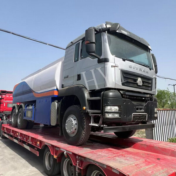 2-axle oil tanker truck - Image 2
