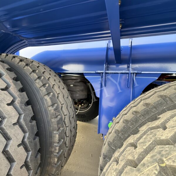 4-axis U-shaped rear semi-trailer - Image 5