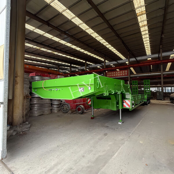 4-axis green pull-out low bed semi-trailer - Image 6