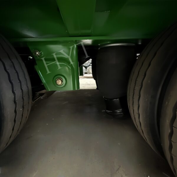 4-axis green pull-out low bed semi-trailer - Image 2