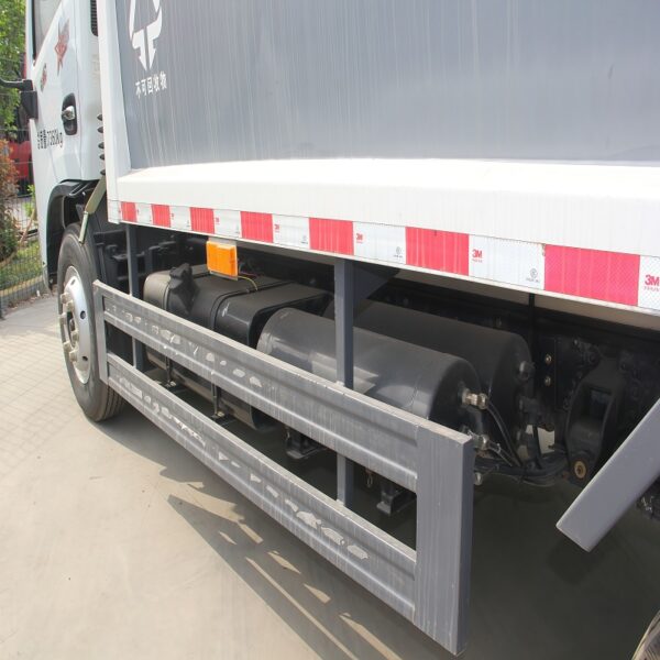 Compressed sanitation truck - Image 5