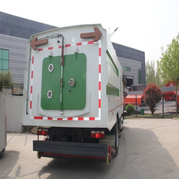 Qingxiang Environmental Sanitation Vehicle - Image 2