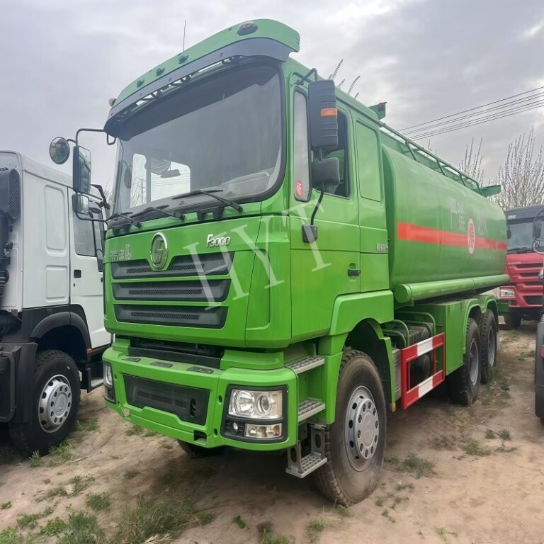绿色2轴油罐车